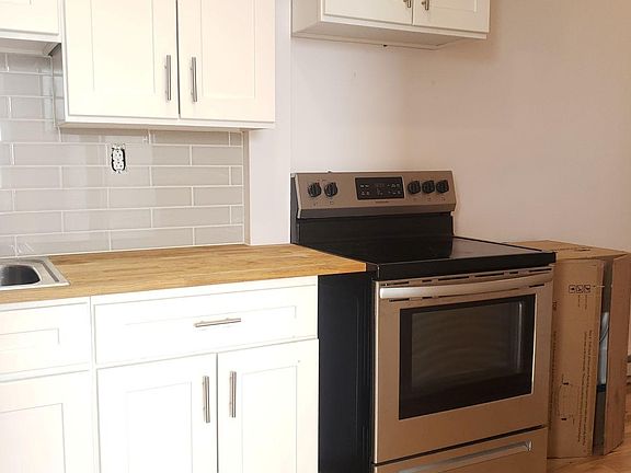 5th image of 2578 Frankford Ave APT 4