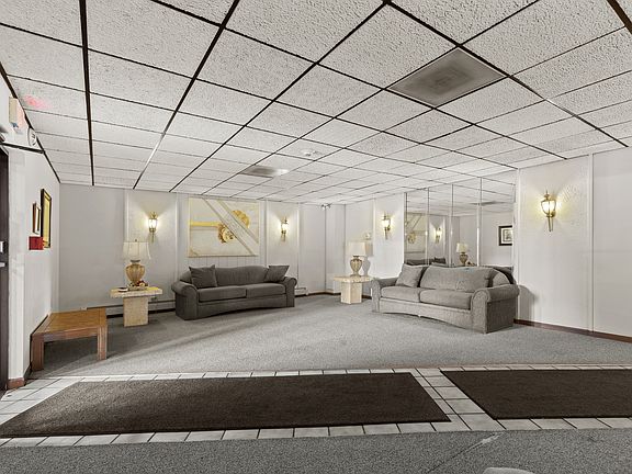 2nd image of 9357 Landings Ln Unit 306