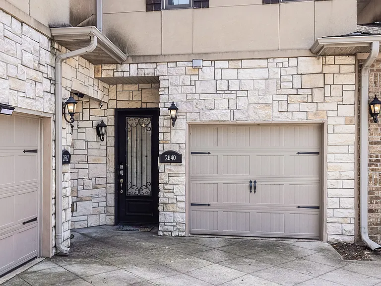 2640 S Everest Ave — Photo 5
