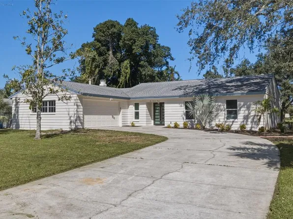 111 58TH AVENUE S, ST PETERSBURG, FL 33705