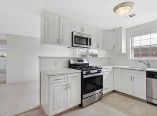 2 Bedford Rd #29, Woburn, MA 01801
