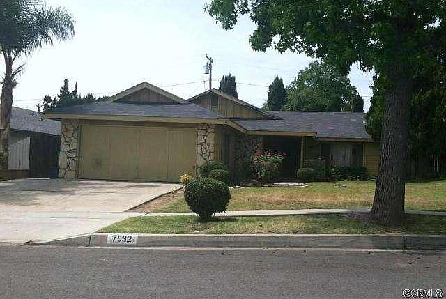 2nd image of 7532 Malven Ave