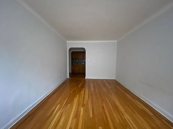 3rd image of 4143 39th Pl APT 3A