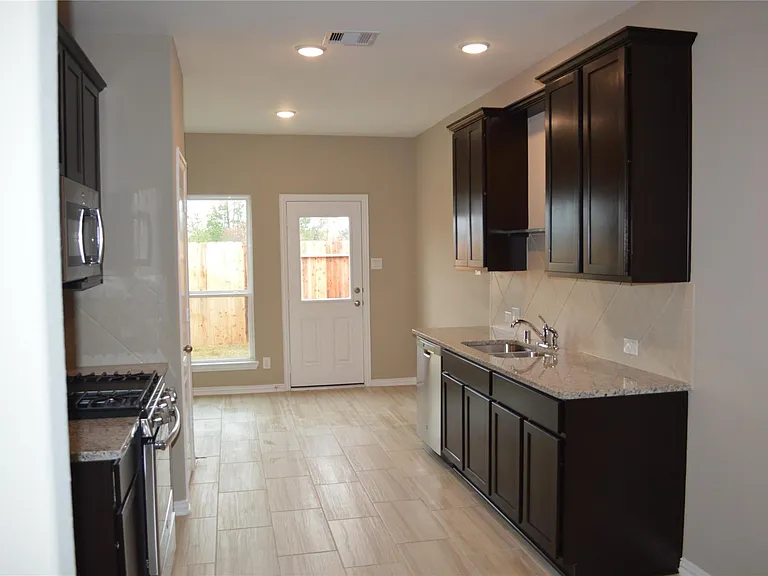 3230 Harmony Creek Ln — Photo 3