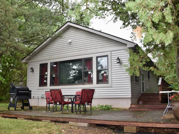 10740 55th St, Clear Lake, MN 55319