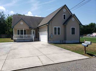 102 E Virginia Ave, Villas, NJ 08251