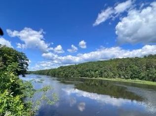 51A Middle Rd, Dresden, ME 04342