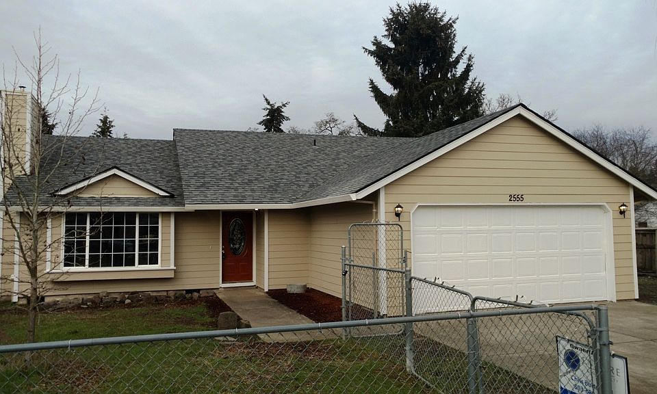 1st image of 2555 SE 67th Ave