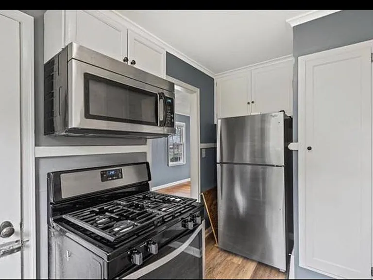 4448 Booth St — Photo 10