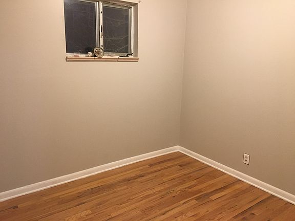 Upstairs Bedroom #3