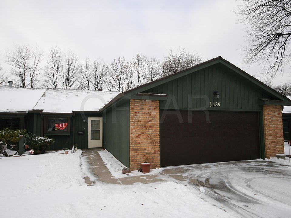 1st image of 815 40th Ave S #139J