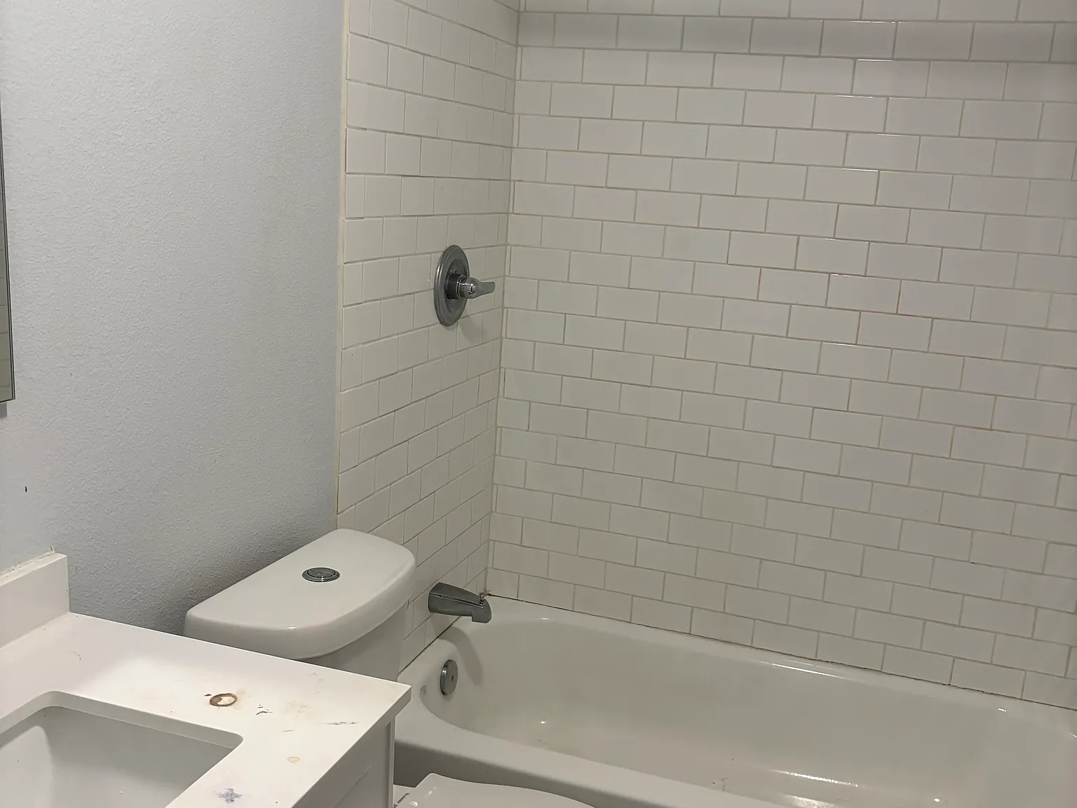 3 bed, 1800 sqft, $1,875 — Photo 4