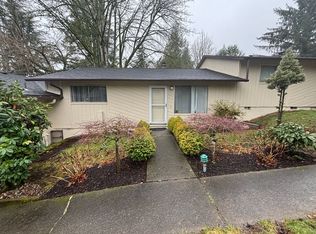 2721 SW Spring Garden St, Portland, OR 97219