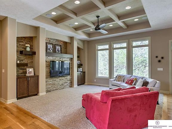 3rd image of 10317 Joseph Cir