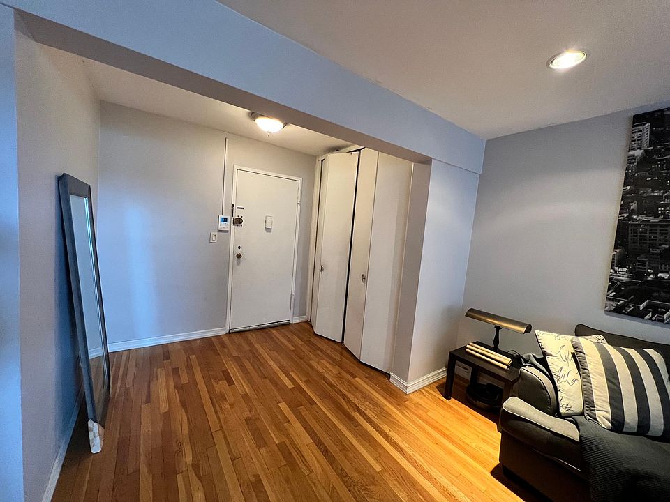 1st image of 42 Pine St APT 5A