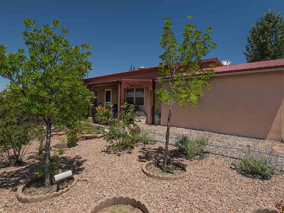 1st image of 65B Camino Chupadero