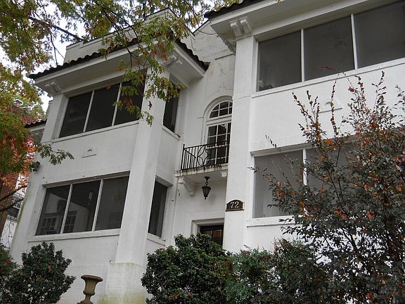 72 West End Blvd
