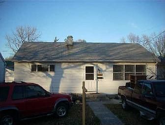 1st image of 1132 Lawrence Ave