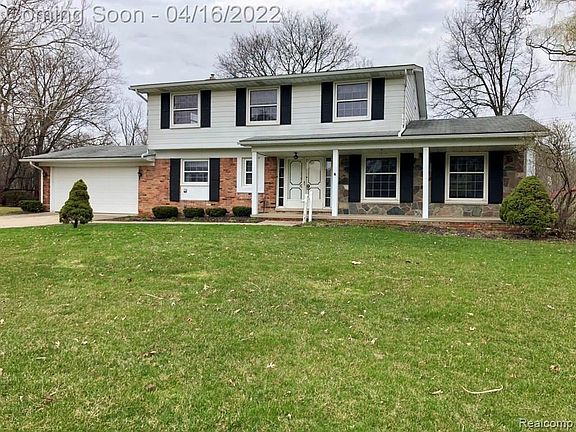 2nd image of 18734 Chelton Dr
