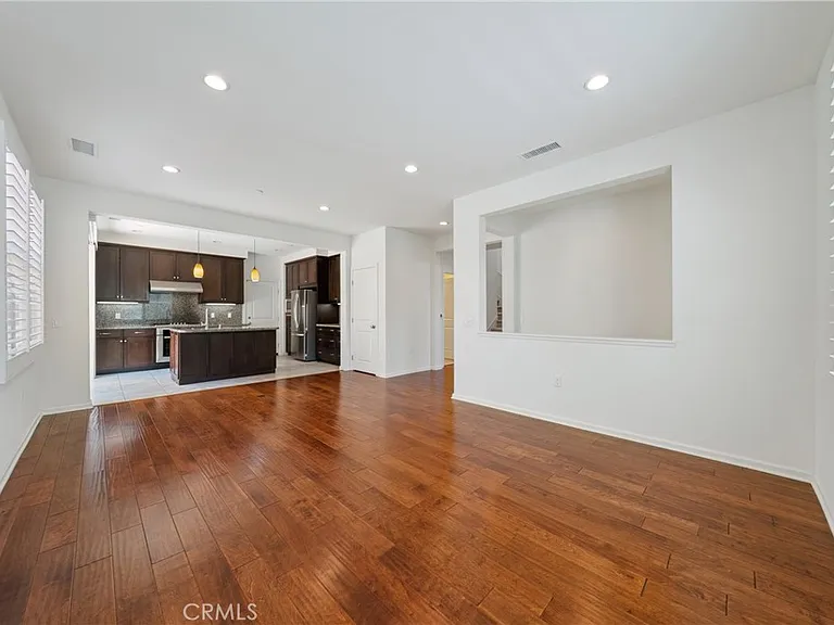 75 Emerald Clover — Photo 4
