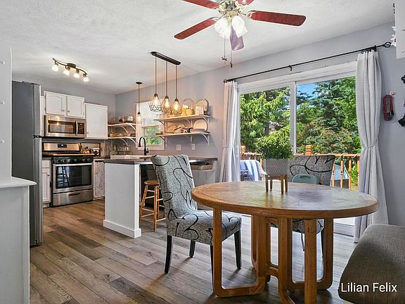 5th image of 195 Cahill Dr