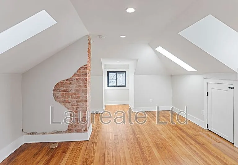 1430 N Marion St #6 — Photo 5