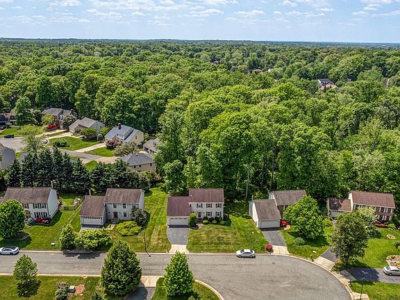 3rd image of 12813 Turberville Ln