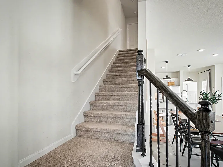 101 Java Ln — Photo 16
