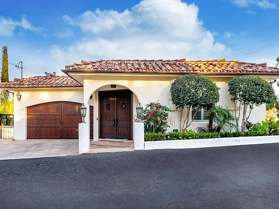 2nd image of 4550 Ensenada Dr