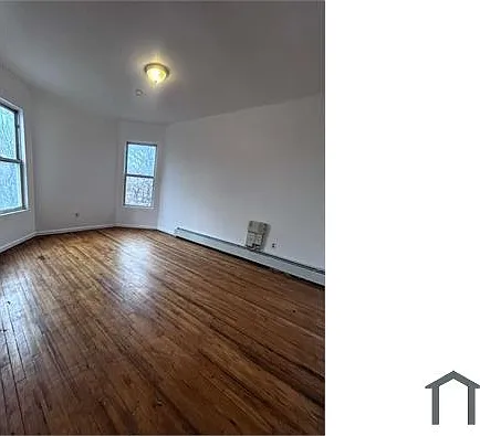 296 Woodworth Ave — Photo 2