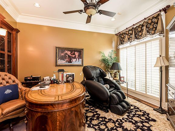 3rd image of 3554 Charter Oak Way