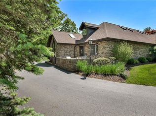 10081 Mansion Dr, Gibsonia, PA