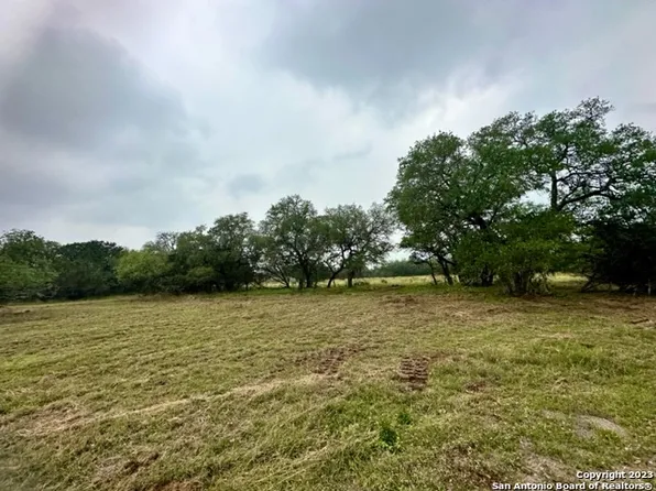 4717 COUNTY ROAD 251 LOT 6, Hondo, TX 78861
