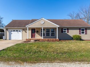 1001 S Monroe St, Vandalia, MO 63382