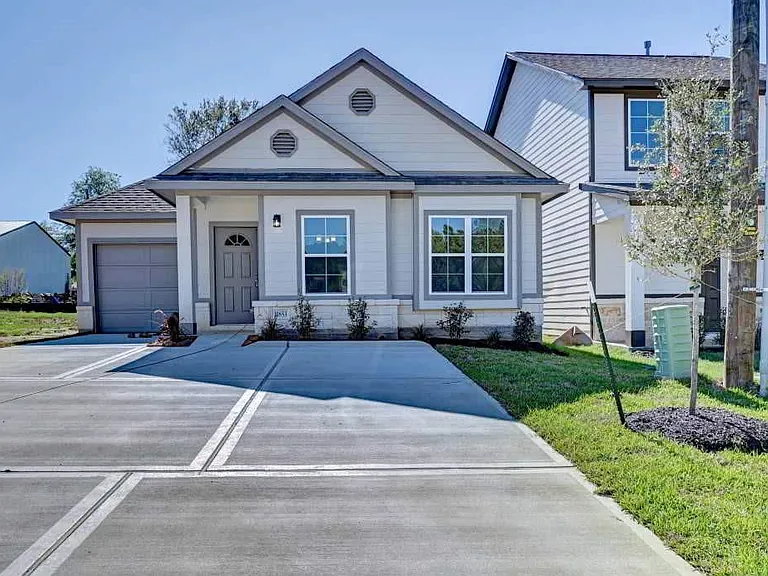 11853 E Gate Dr — Photo 1