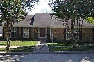 1st image of 2226 Villawood Ln