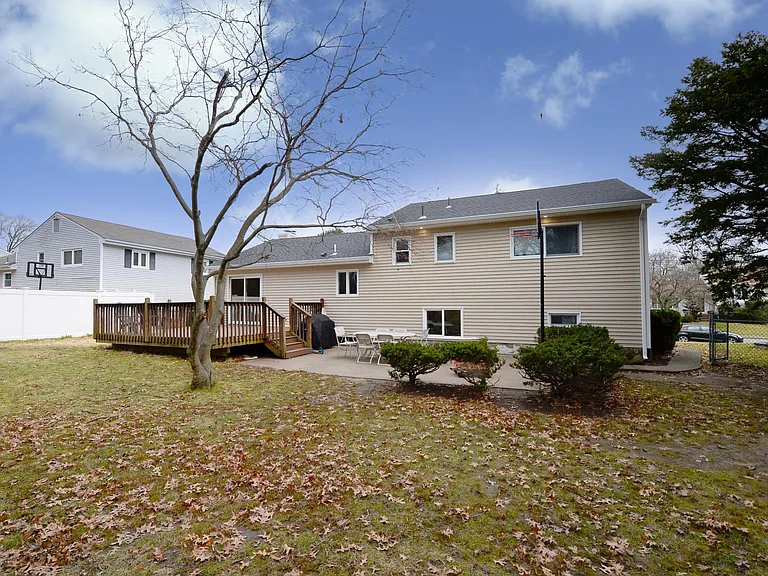 16-26 Alden Ter — Photo 20