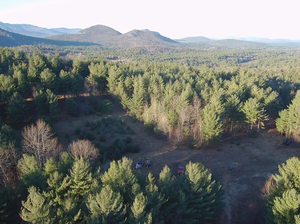 369 Trumbulls Rd, Jay, NY 12941