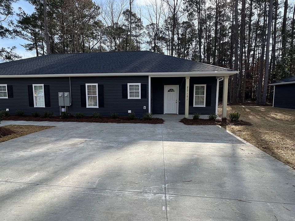 1st image of 202 Lakewood Dr #1101