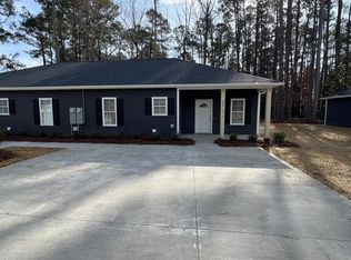212 Lakewood Dr #1102, Jacksonville, NC 28546