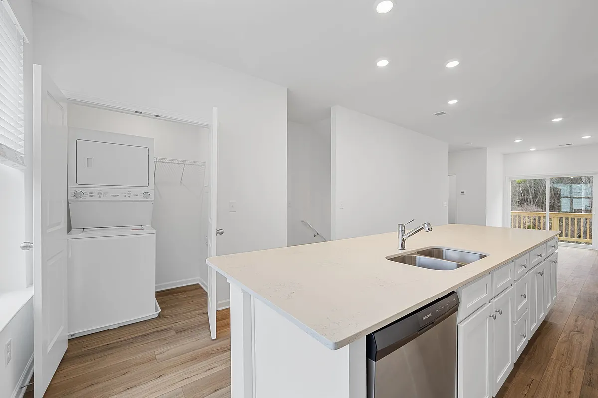 Building Photo - 4170 Tillie Cir