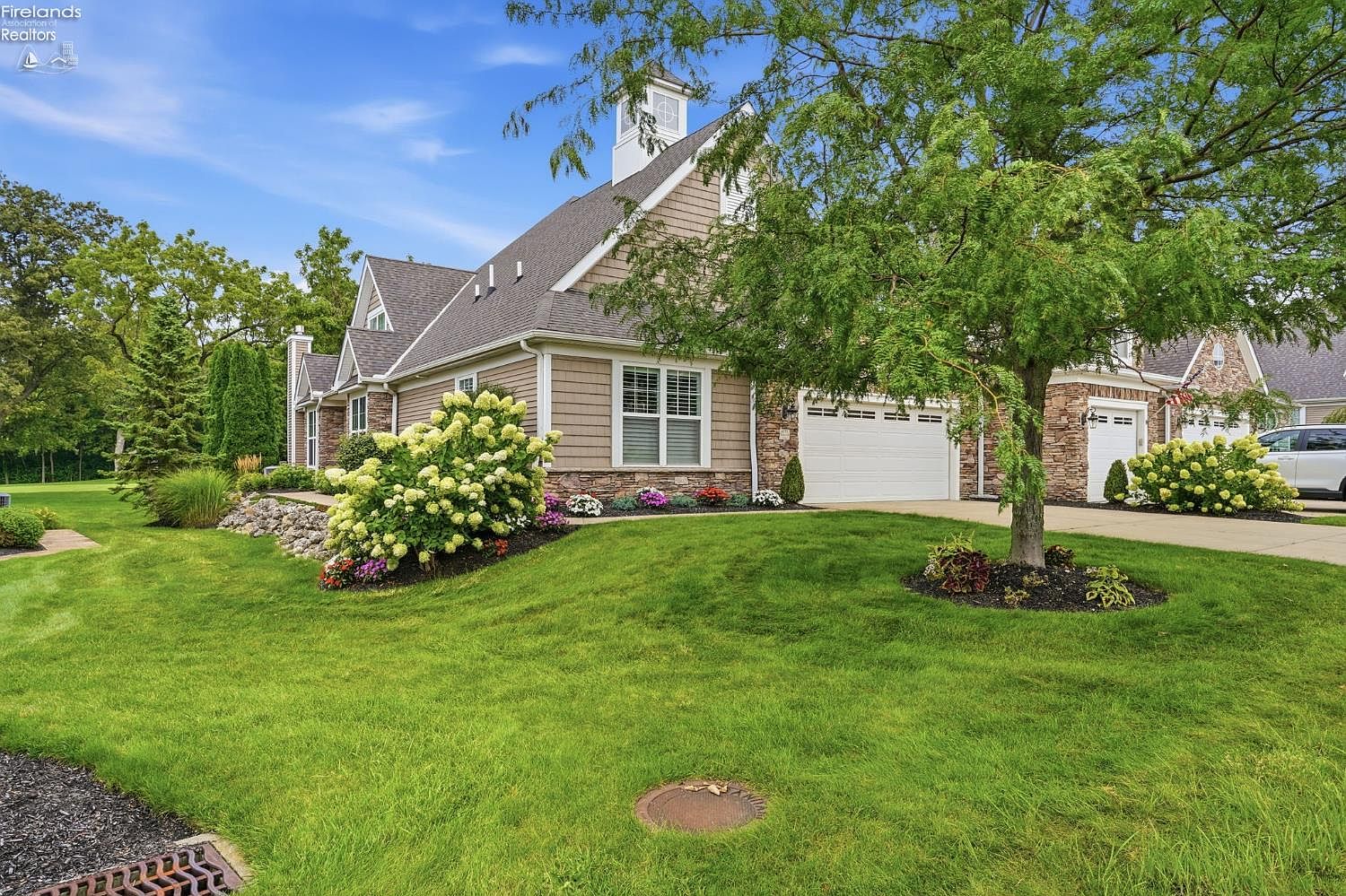 4775 Tradewinds Dr — Catawba Island Club