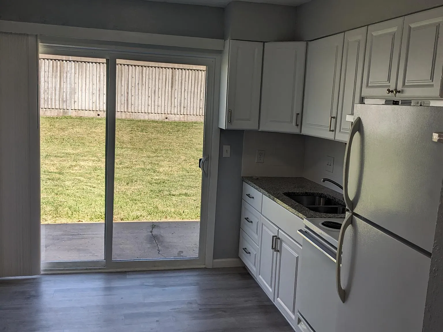 2 bed, 770 sqft, $1,000 — Photo 4