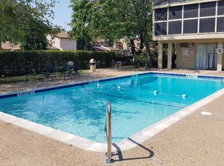 5831 Harvest Hill Rd APT 2068, Dallas, TX 75230