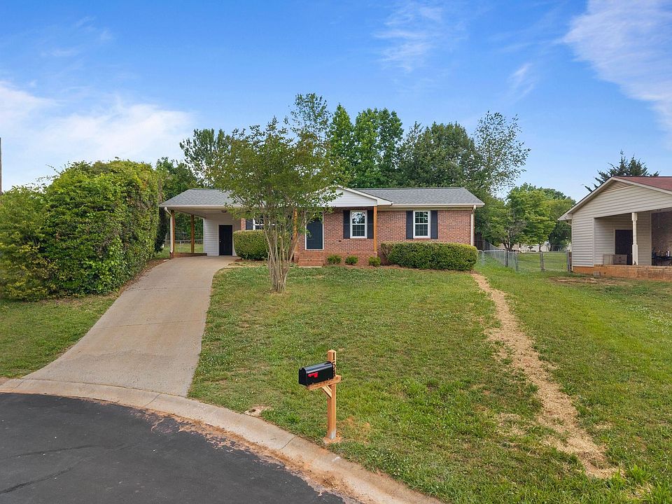 1st image of 154 Glassy Dr