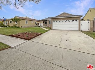 7165 E Wardlow Rd, Long Beach, CA 90808