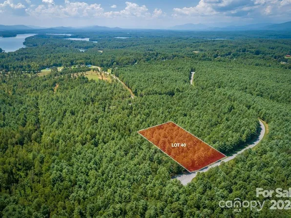1082 Greene Ct #40, Morganton, NC 28655