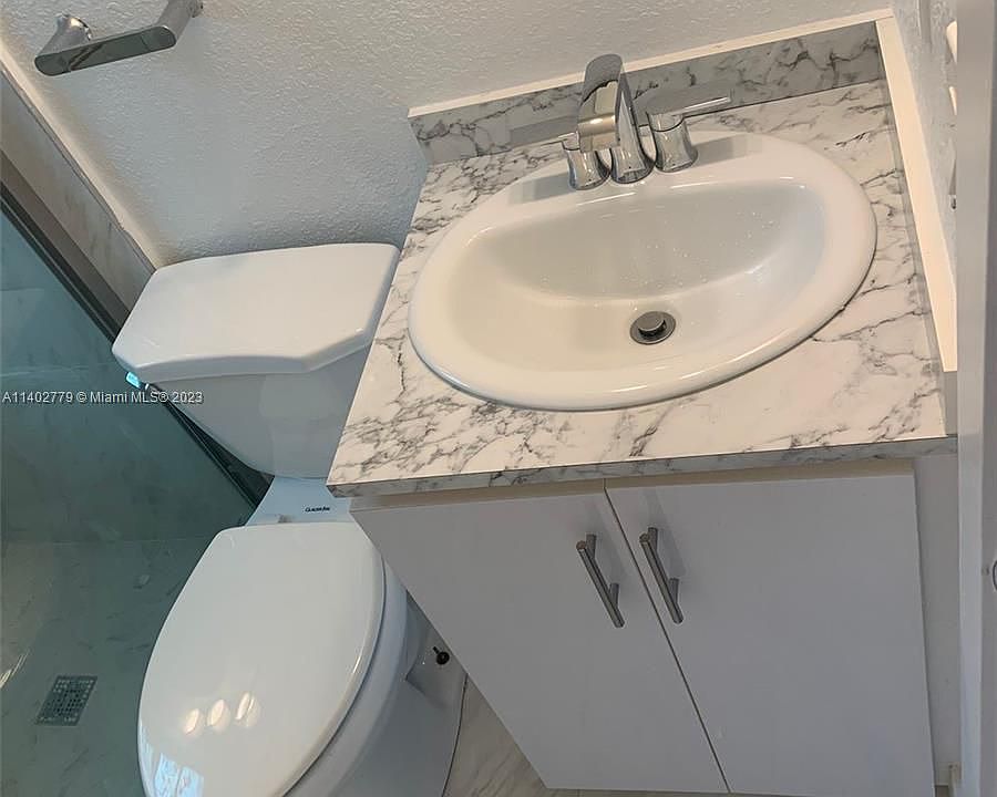 1st image of 130 Antiquera Ave #4