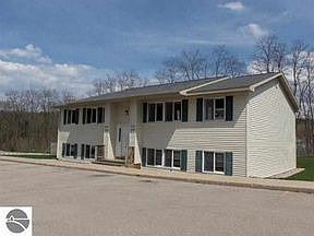 4th image of 3828 Vale Dr