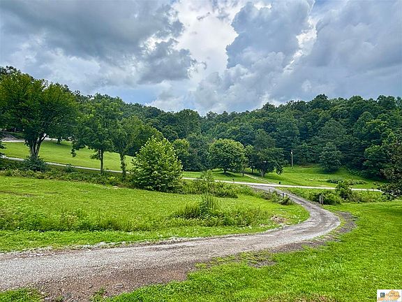4th image of 1631 Gray Gap Rd